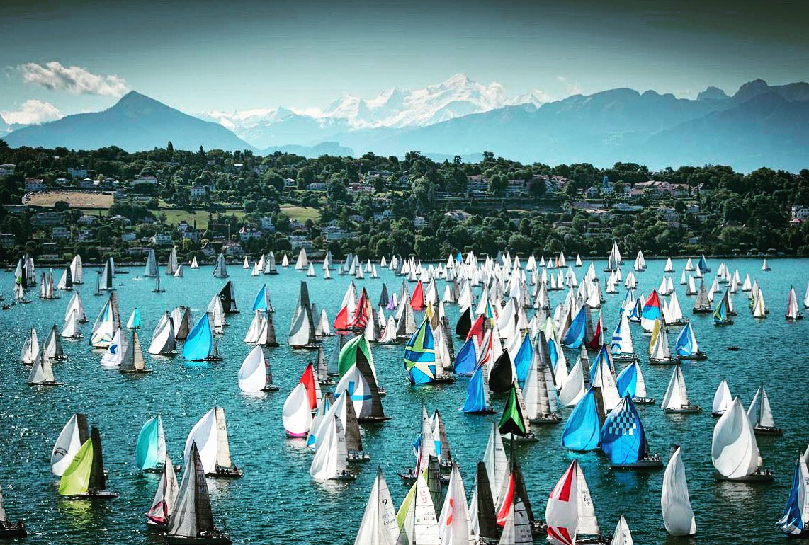 FBE96068-D2F2-4B1C-B460-ECED660B794B